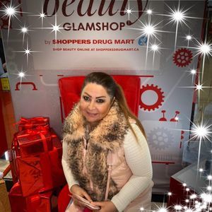 Meet your Posher, Leila